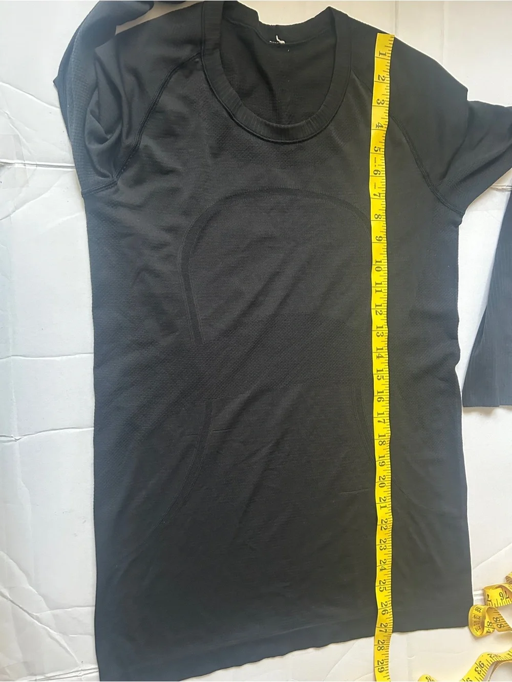 Lululemon Swiftly Tech Long Sleeve Top